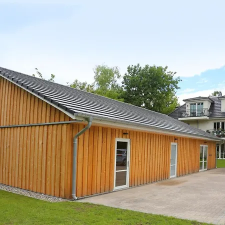 Haus Passat - *